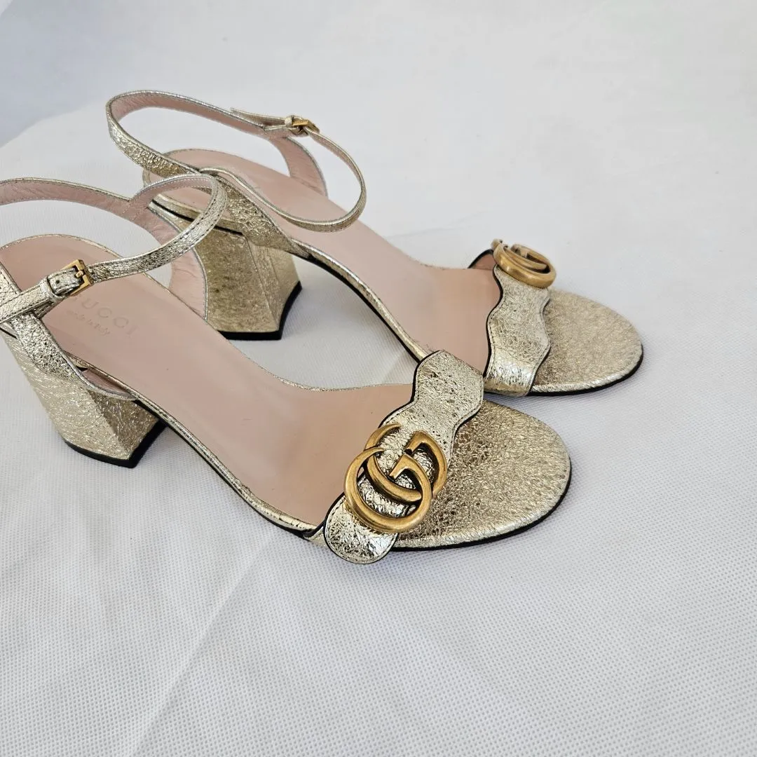 Gucci Gold Textured Leather Sandals, 38