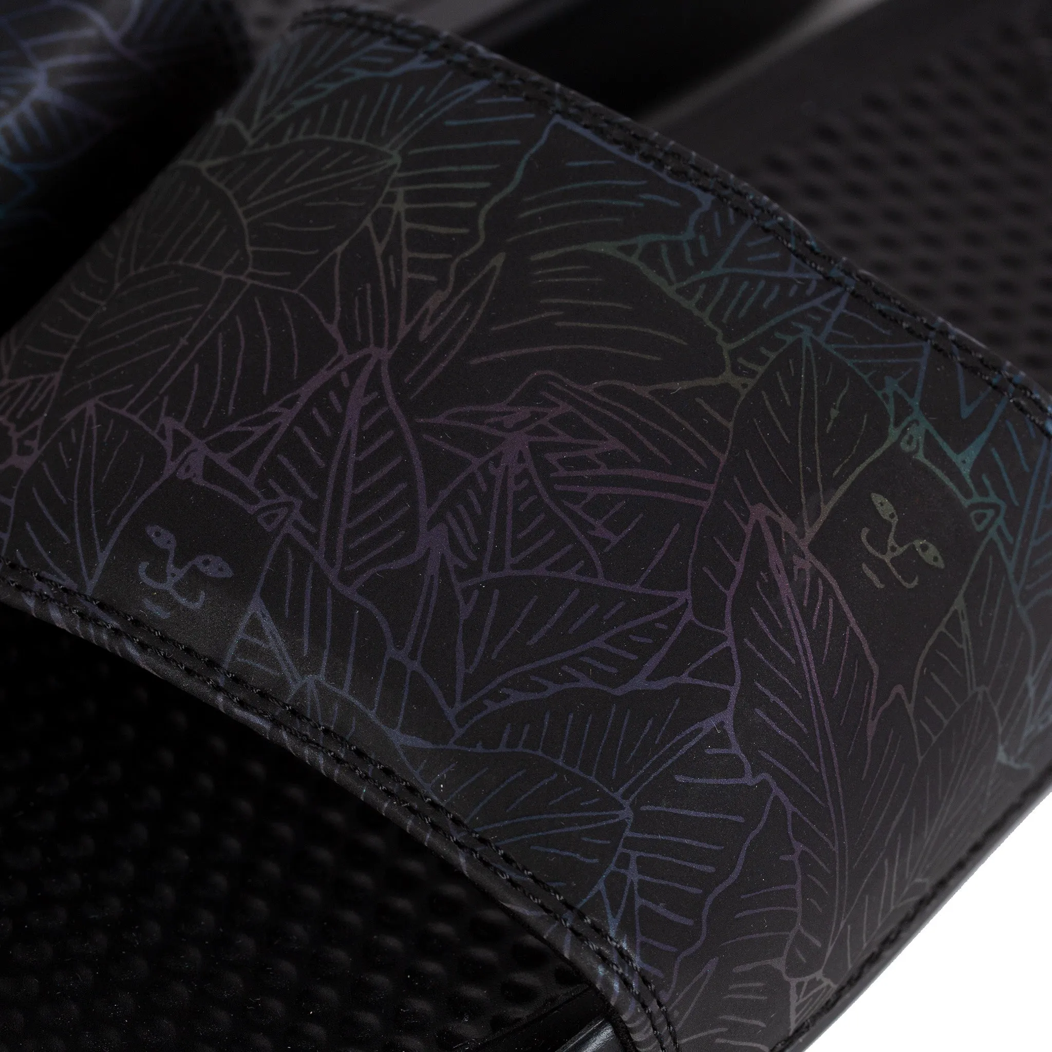 Nermal Leaf Slides (Black Iridescent)