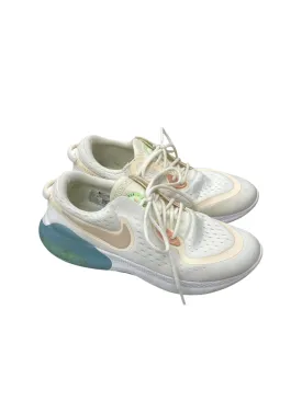 Shoes Athletic By Nike In White & Yellow, Size: 7.5