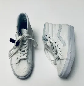 Shoes Athletic By Vans In White, Size: 6.5